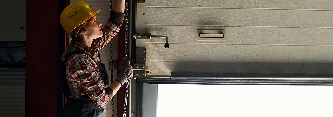 Overhead Garage Door Technician in Waterloo, ON