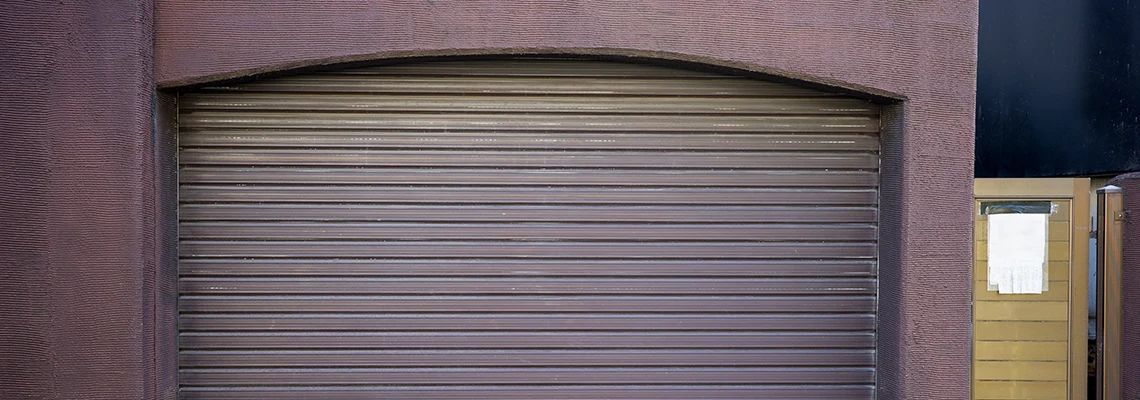 Fallen Garage Door Worn Rollers Replacement in Waterloo, Ontario